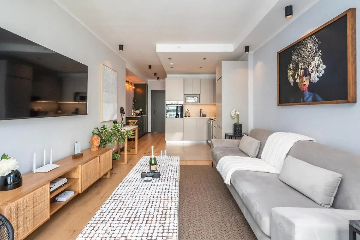 Mimosa Apartment In Greenpoint Cape Town 0*,